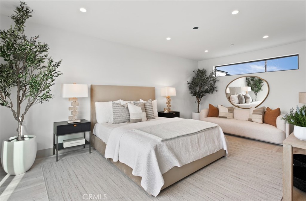 Guest suite - 1210 Kings Rd, Newport Beach CA 92663 - photo 36