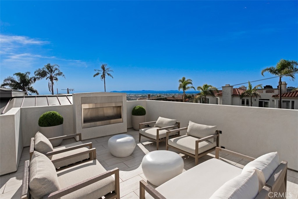 Rooftop Lounge - 1210 Kings Rd, Newport Beach CA 92663 - photo 47