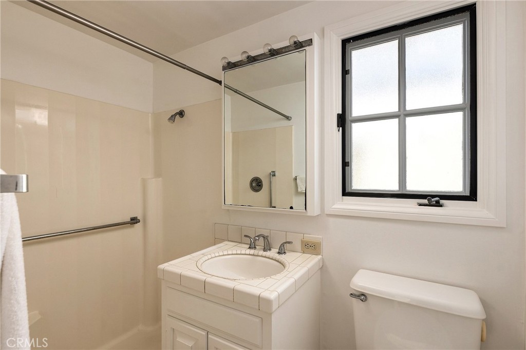 1214 E Balboa Boulevard, Newport Beach CA 92661 - photo 38