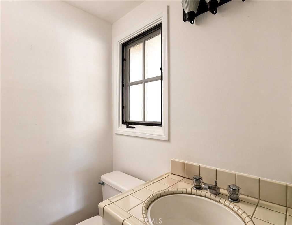 1214 E Balboa Boulevard, Newport Beach CA 92661 - photo 39