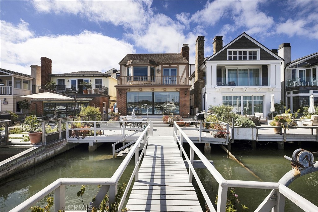 1214 E Balboa Boulevard, Newport Beach CA 92661 - photo 40