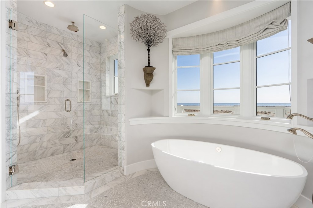 1215 E Balboa, Newport Beach CA 92661 - photo 34