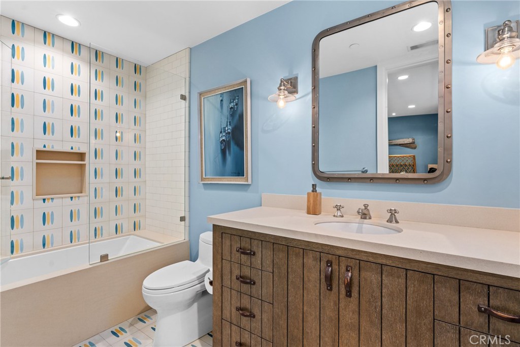 1215 E Balboa, Newport Beach CA 92661 - photo 39