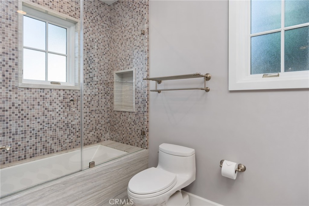 1215 E Balboa, Newport Beach CA 92661 - photo 43