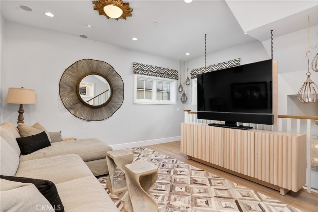 1215 E Balboa, Newport Beach CA 92661 - photo 48
