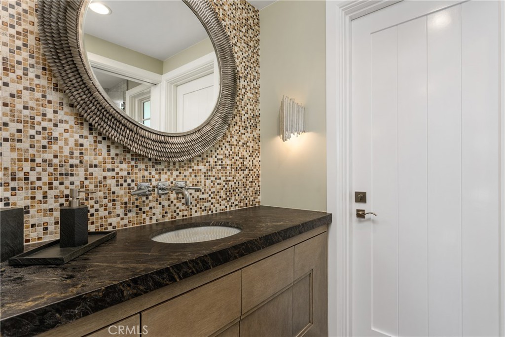 1215 E Balboa, Newport Beach CA 92661 - photo 51