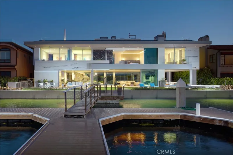 1220 W Bay Avenue, Newport Beach, CA 92661