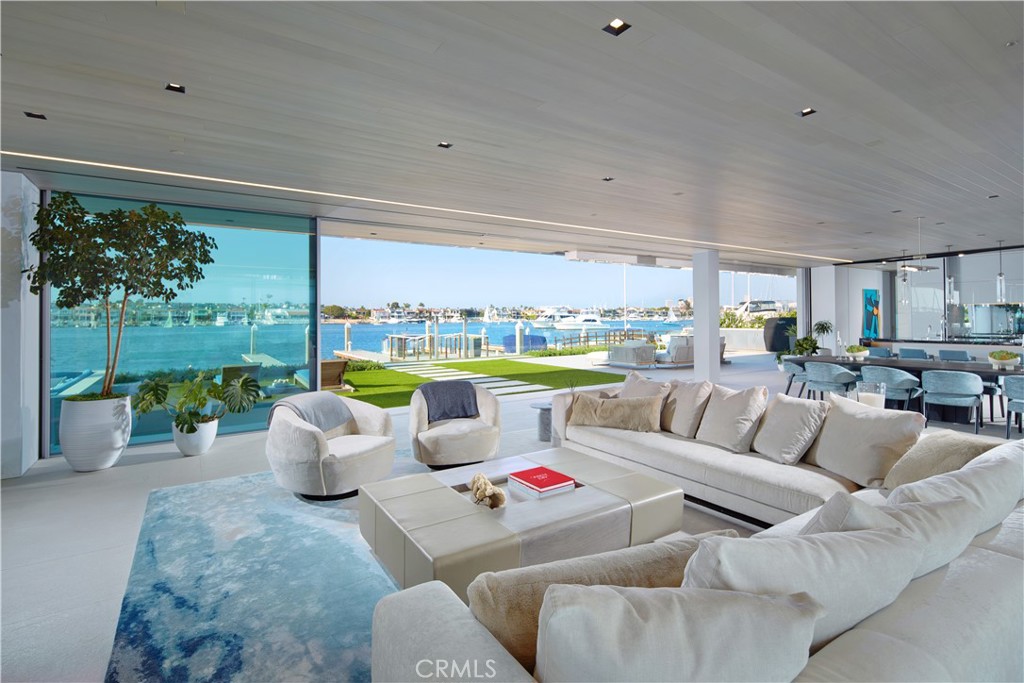 1220 W Bay Avenue, Newport Beach CA 92661 - photo 8