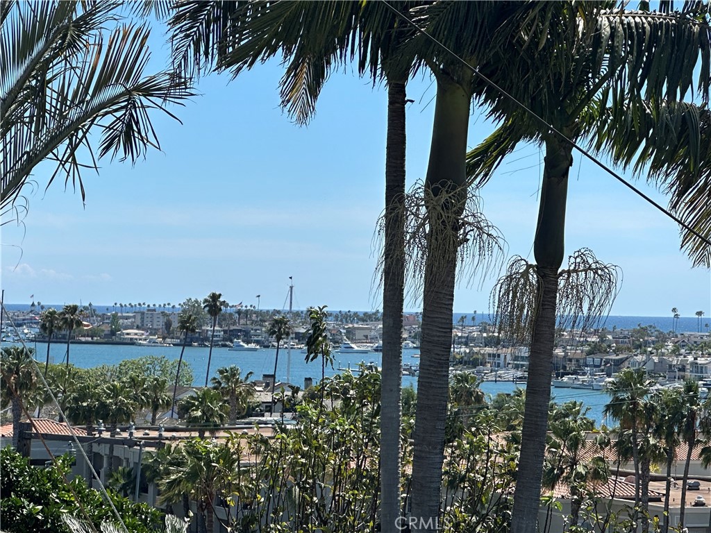 1221 Kings Road, Newport Beach CA 92663 - photo 11
