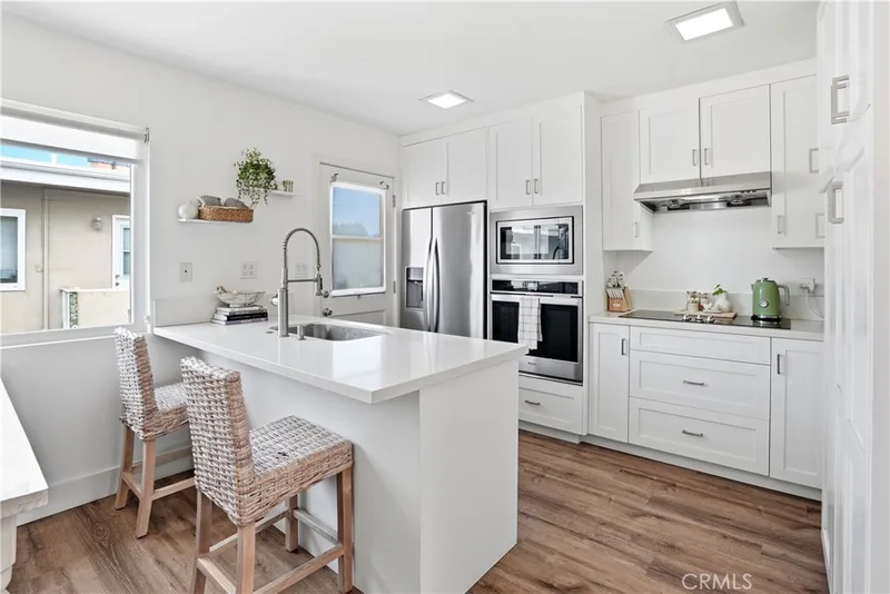 1228 Rutland 6, Newport Beach