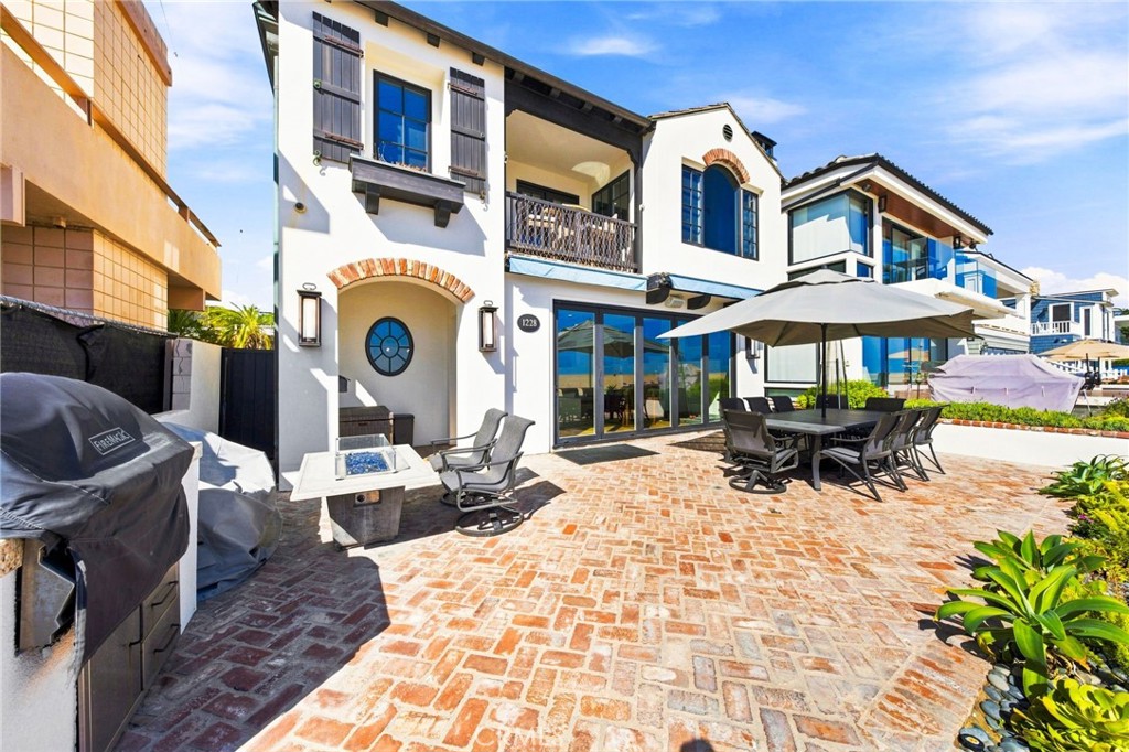 1228 W Oceanfront, Newport Beach CA 92661 - photo 4