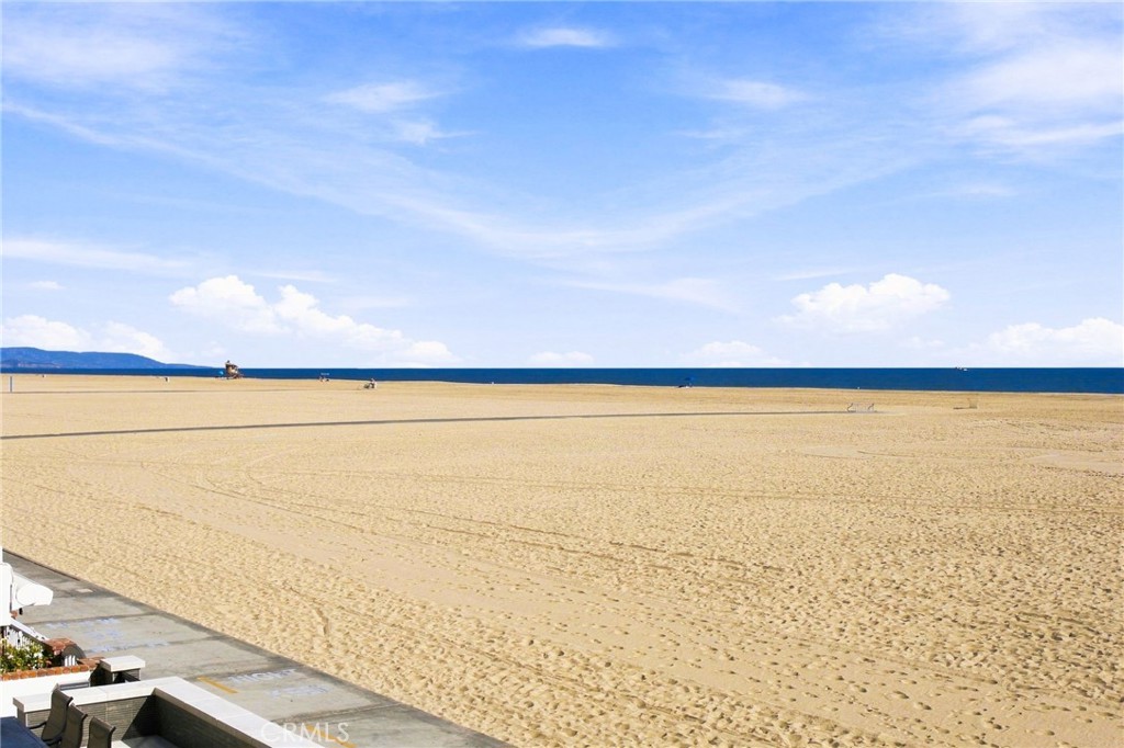 1228 W Oceanfront, Newport Beach CA 92661 - photo 38
