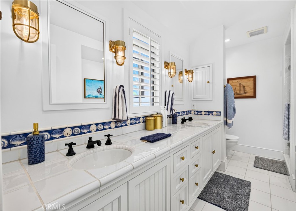 1228 W Oceanfront, Newport Beach CA 92661 - photo 49