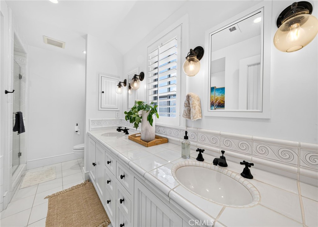1228 W Oceanfront, Newport Beach CA 92661 - photo 54