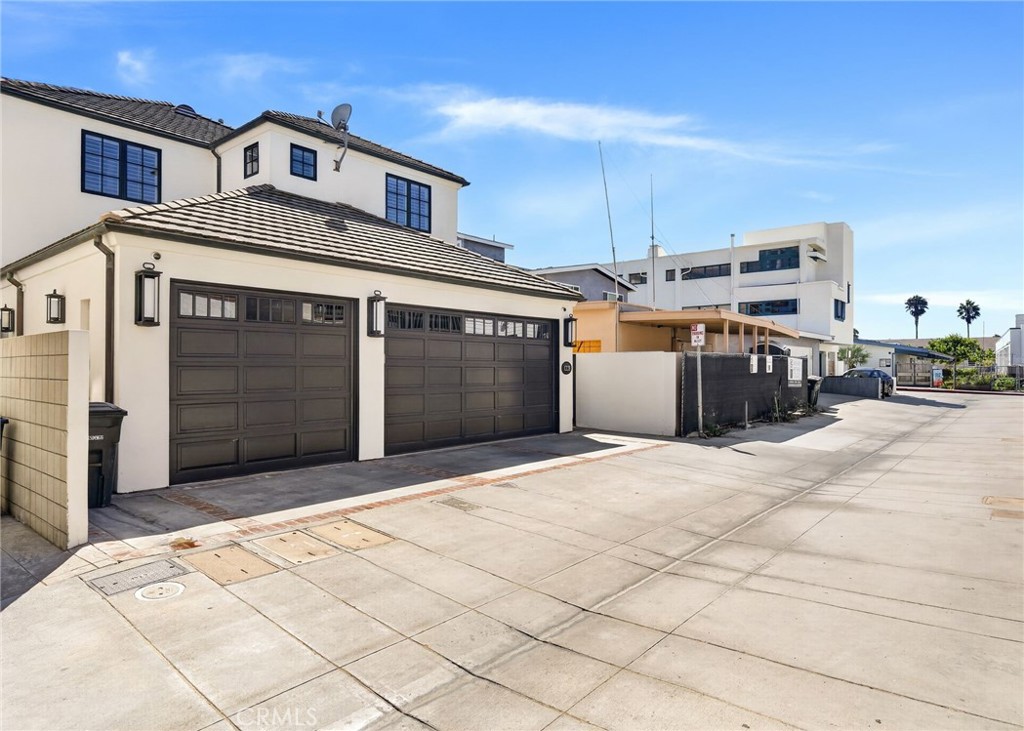 1228 W Oceanfront, Newport Beach CA 92661 - photo 58