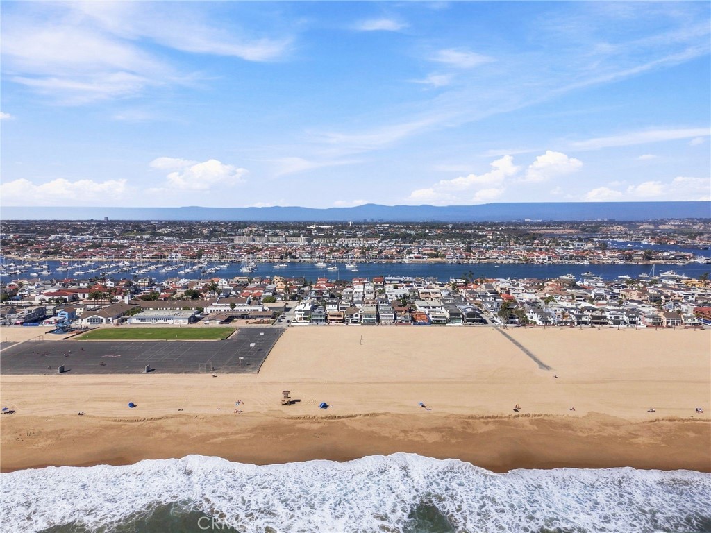 1228 W Oceanfront, Newport Beach CA 92661 - photo 62