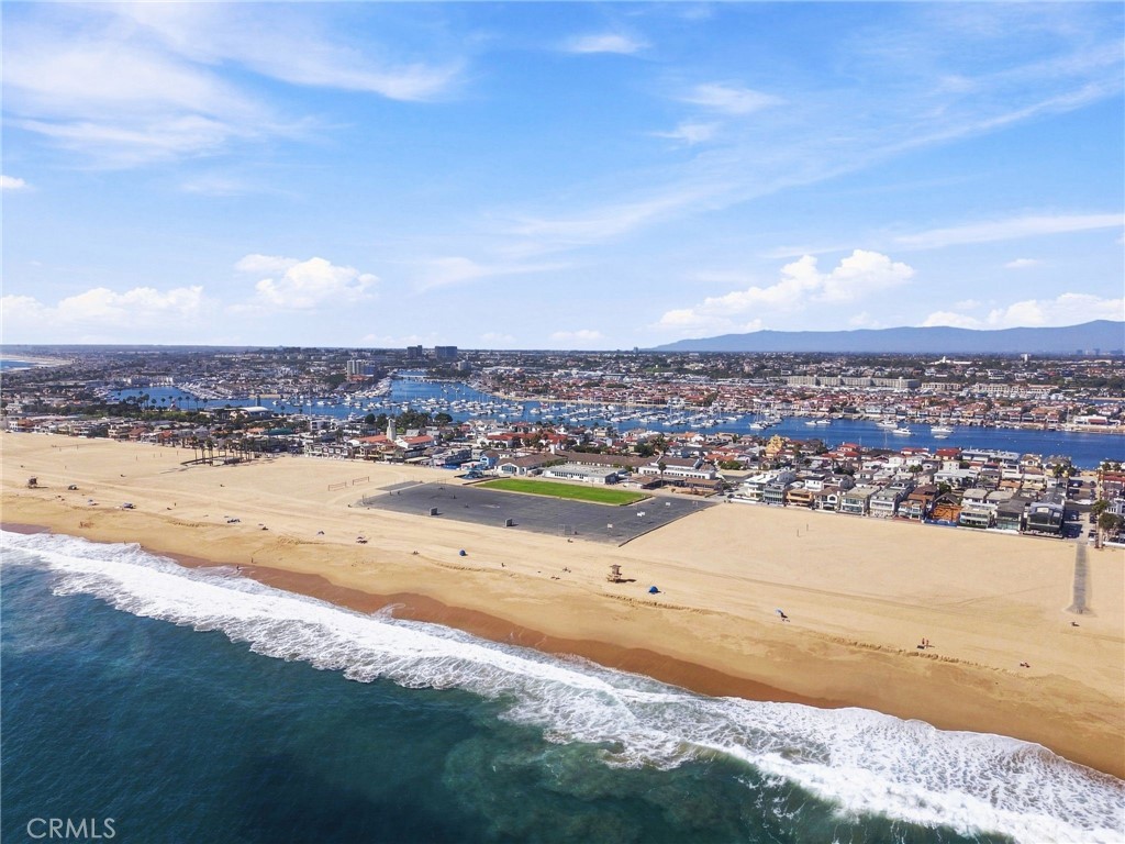 1228 W Oceanfront, Newport Beach CA 92661 - photo 64
