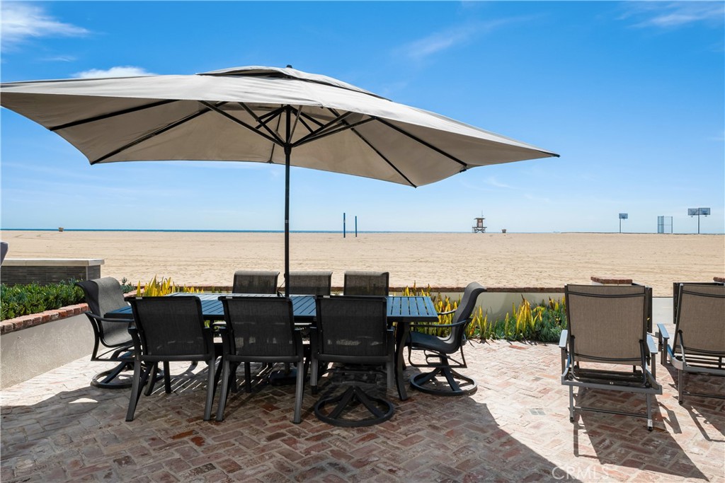 1228 W Oceanfront, Newport Beach CA 92661 - photo 2