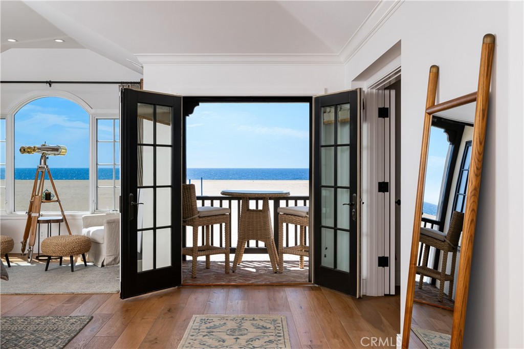 1228 W Oceanfront, Newport Beach CA 92661 - photo 11