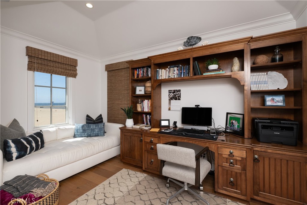 1228 W Oceanfront, Newport Beach CA 92661 - photo 12