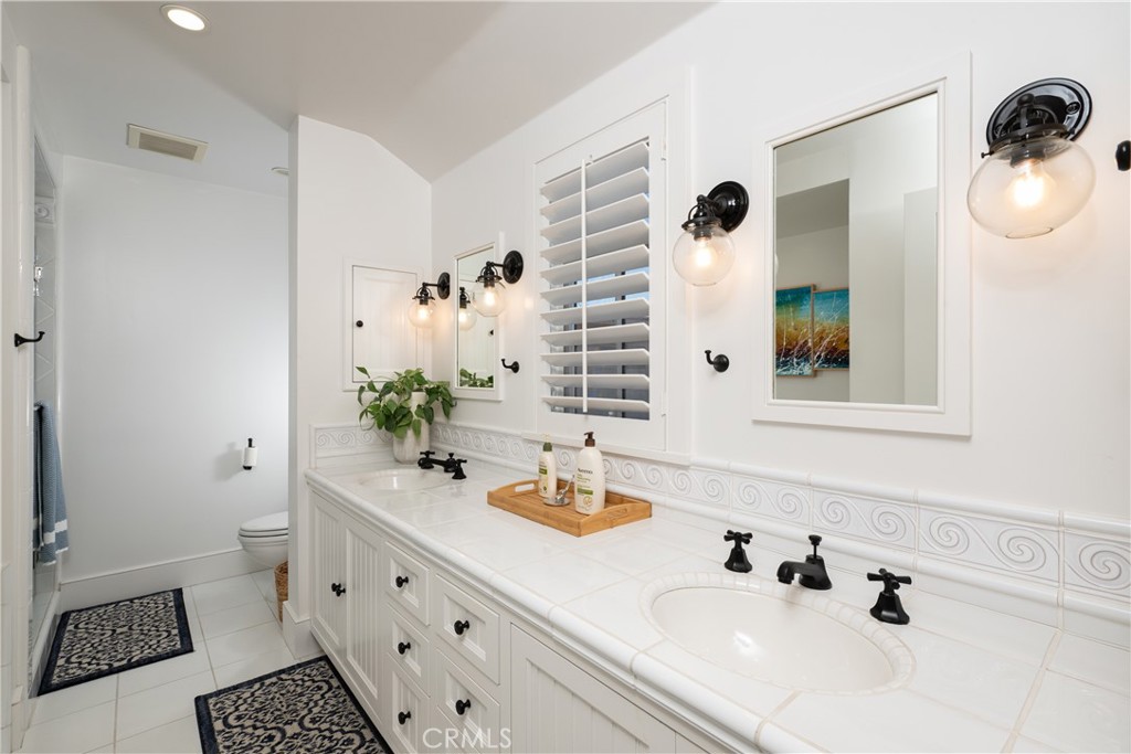 1228 W Oceanfront, Newport Beach CA 92661 - photo 17