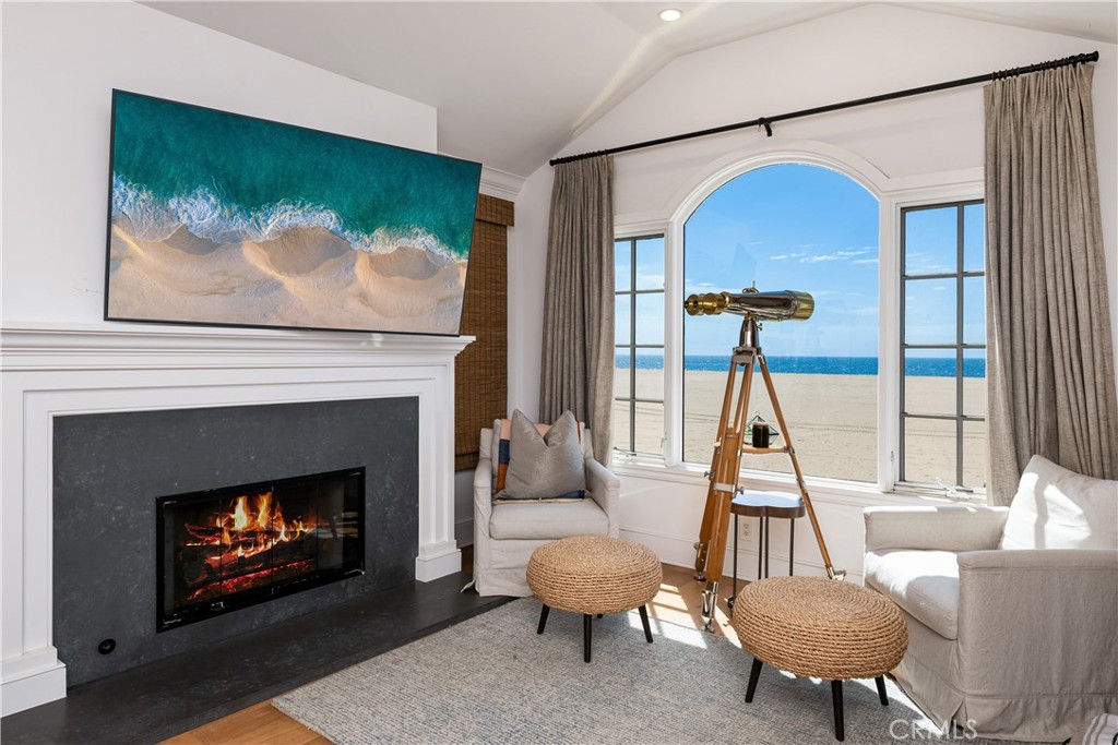 1228 W Oceanfront, Newport Beach CA 92661 - photo 24