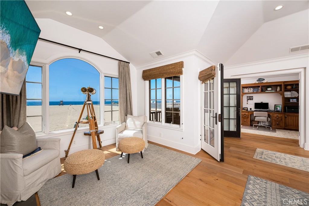 1228 W Oceanfront, Newport Beach CA 92661 - photo 25