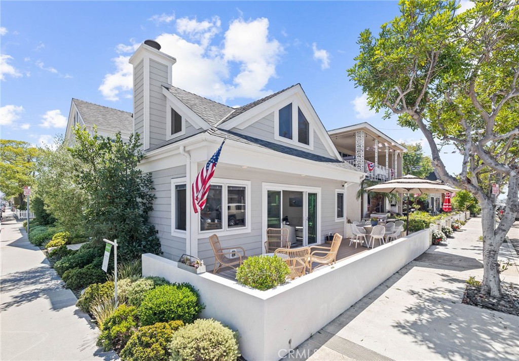 124 Garnet Avenue, Newport Beach CA 92662 - photo 1