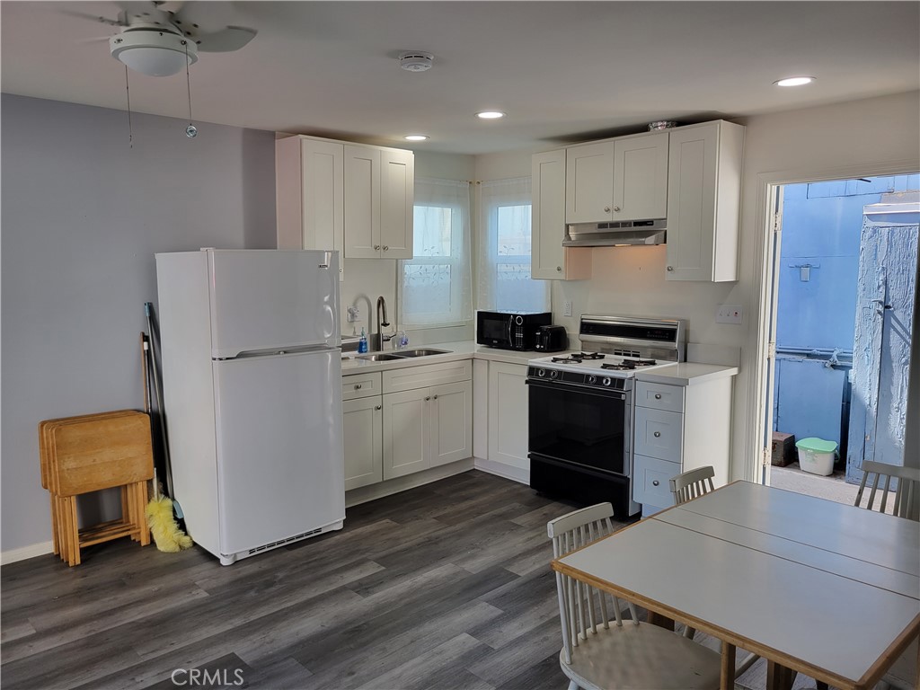 Kitchen/living area - 1245 W Balboa Boulevard, Newport Beach CA 92661 - photo 24