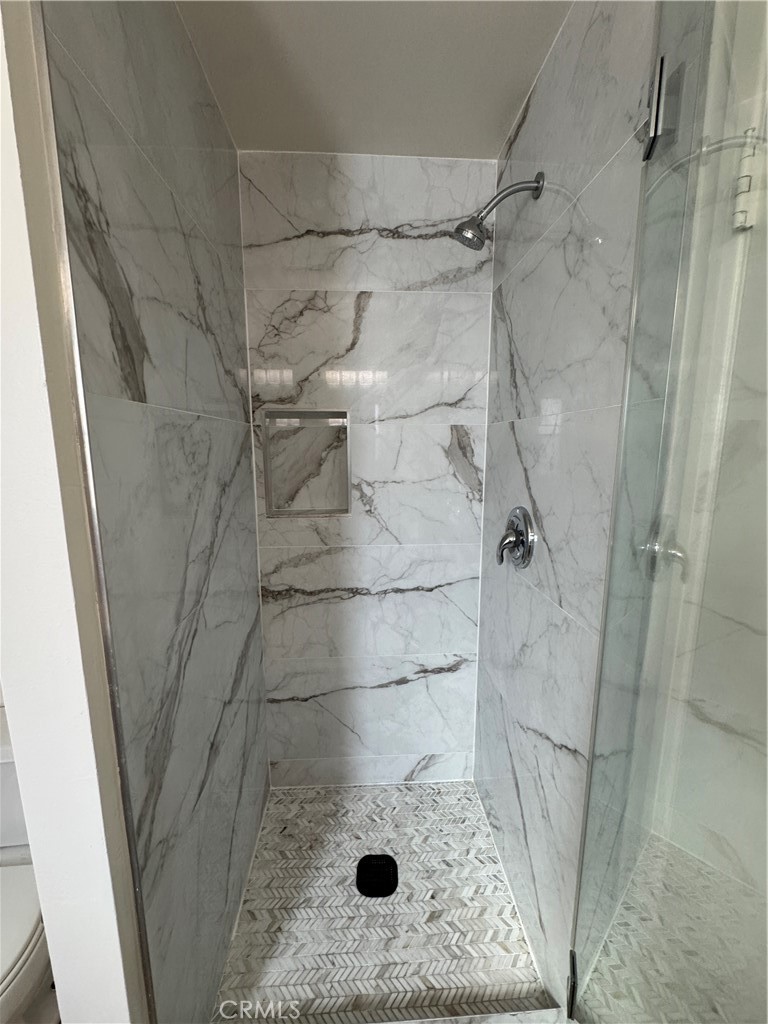 Primary Bathroom Shower - 125 46th Street B, Newport Beach CA 92663 - photo 18