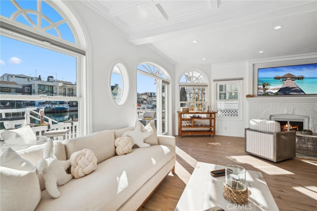 125 Grand Canal, Newport Beach CA 92662 - photo 8