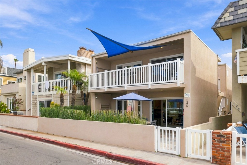 126 45th Street, Newport Beach CA 92663 - photo 2