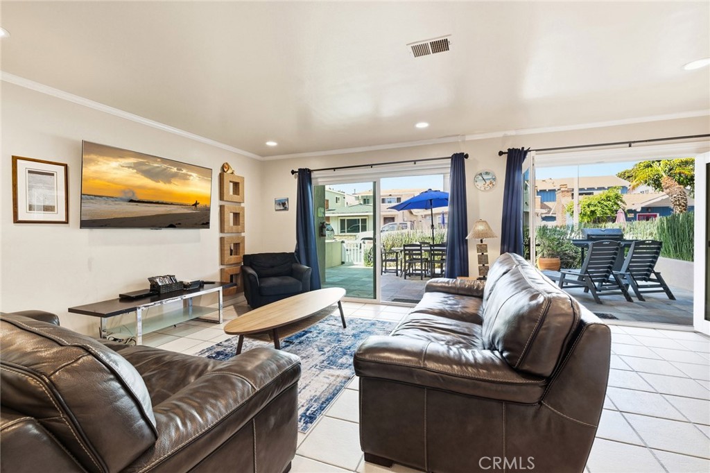 126 45th Street, Newport Beach CA 92663 - photo 3