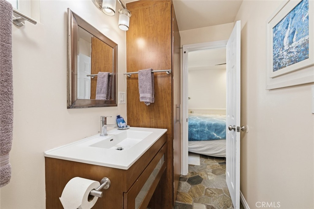 126 45th Street, Newport Beach CA 92663 - photo 18