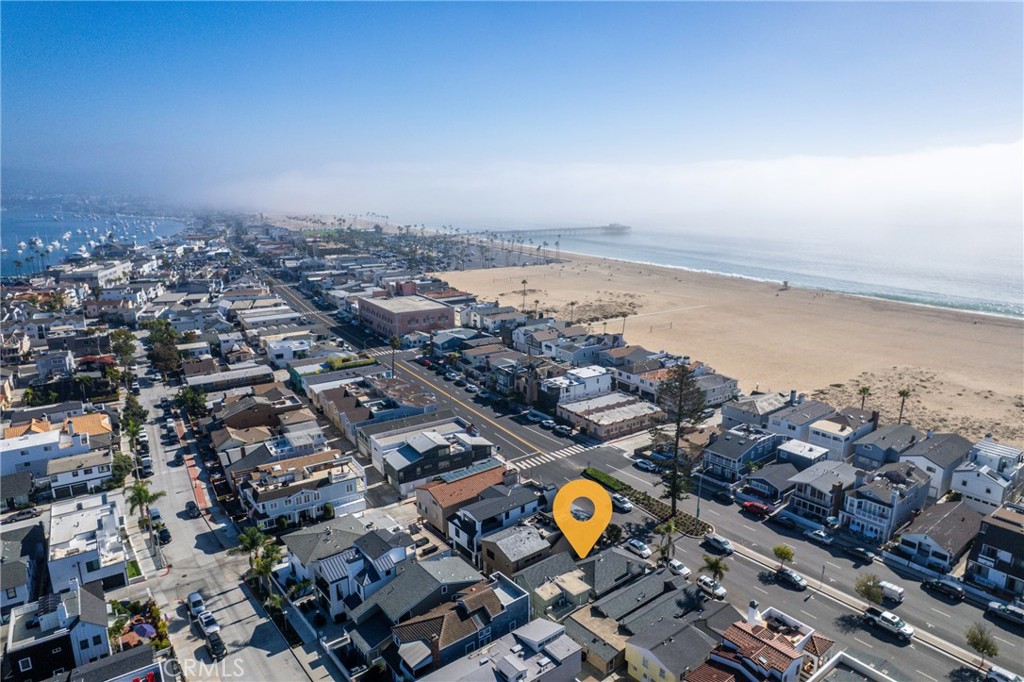 Triplex is on the peninsula in Newport Beach - 126 E Balboa, Newport Beach CA 92661 - photo 49