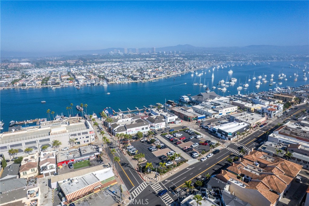 Triplex is on the peninsula in Newport Beach - 126 E Balboa, Newport Beach CA 92661 - photo 52