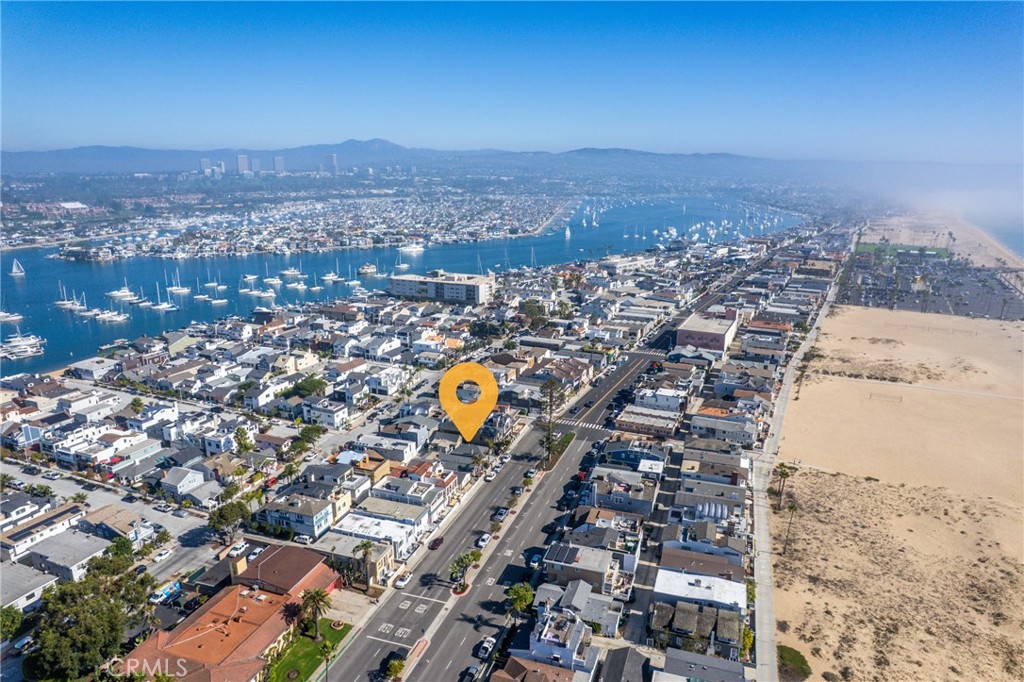 Triplex is on the peninsula in Newport Beach - 126 E Balboa, Newport Beach CA 92661 - photo 56