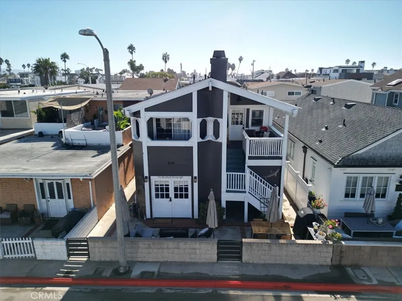 128 46th B B, Newport Beach, CA 92663