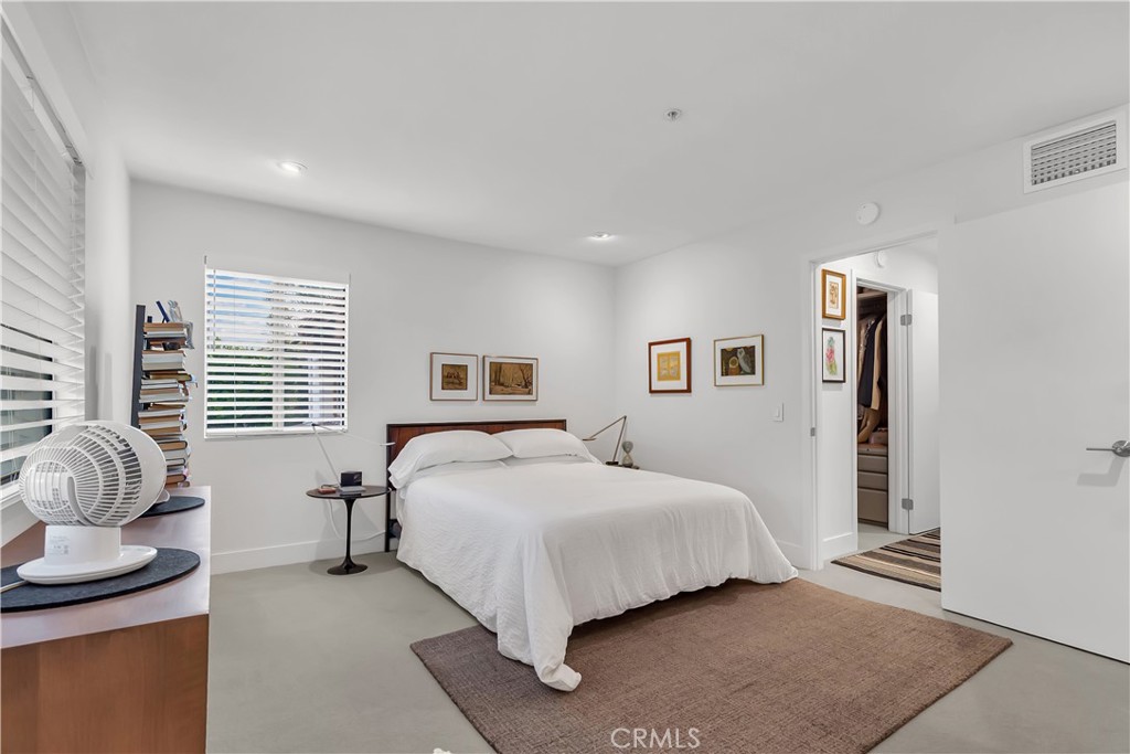 128 Villa Point, Newport Beach CA 92660 - photo 15