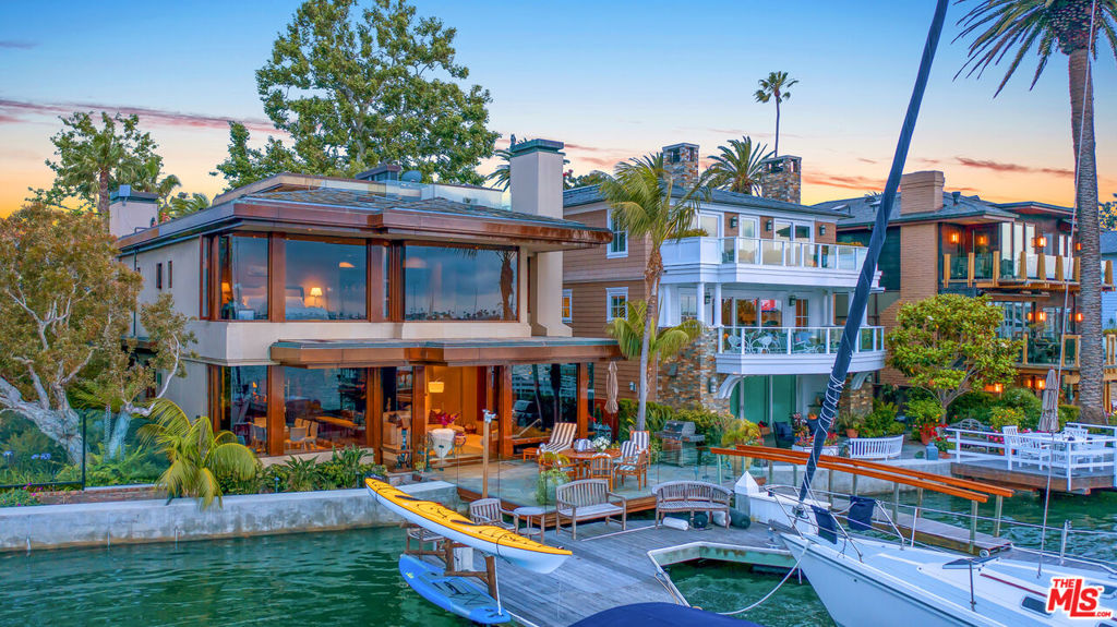 13 Bay Island, Newport Beach CA 92661 - photo 1