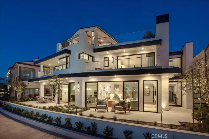 130 S Bay Front, Newport Beach
