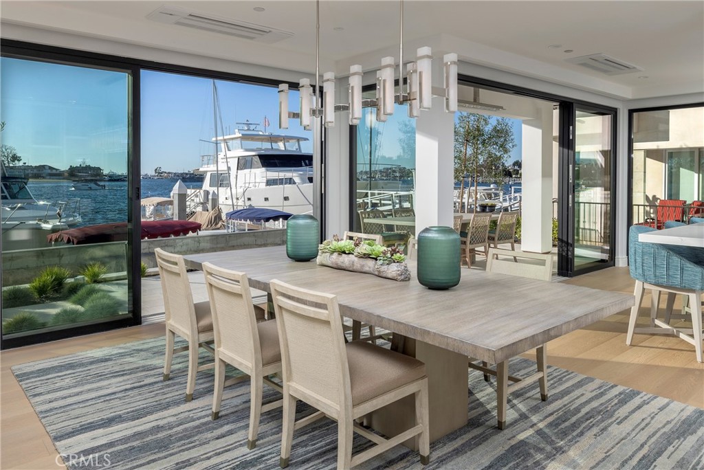 130 S Bay Front, Newport Beach CA 92662 - photo 10