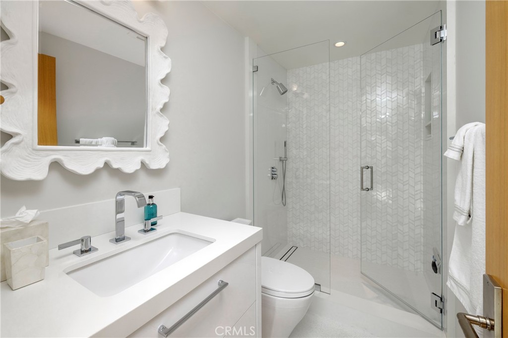 130 S Bay Front, Newport Beach CA 92662 - photo 33