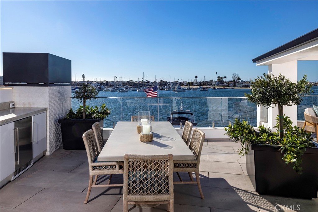 130 S Bay Front, Newport Beach CA 92662 - photo 48
