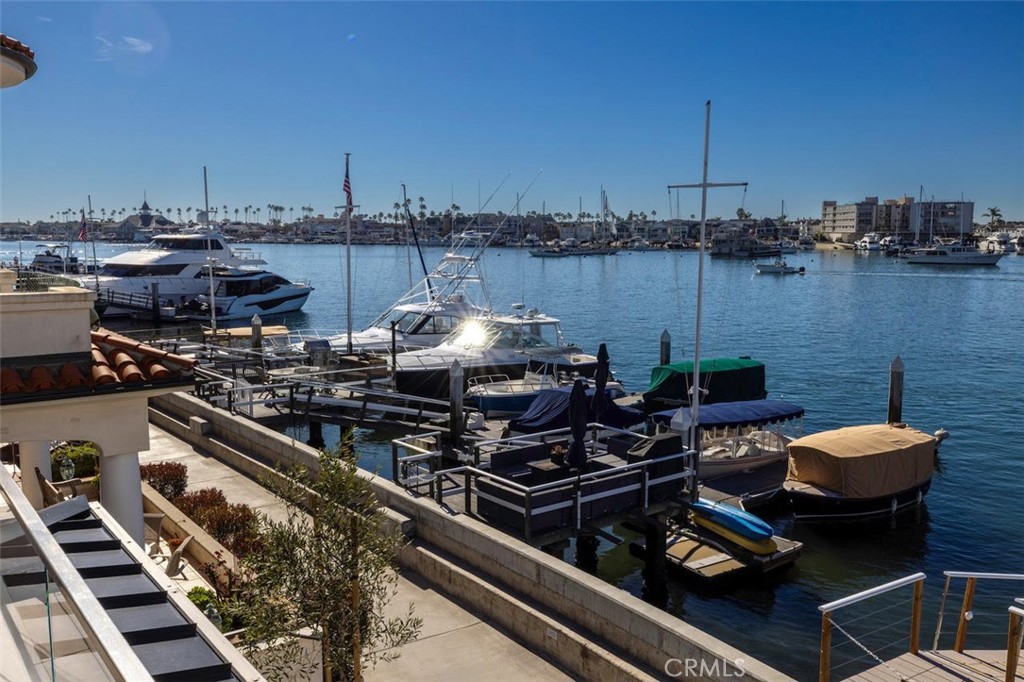 130 S Bay Front, Newport Beach CA 92662 - photo 50