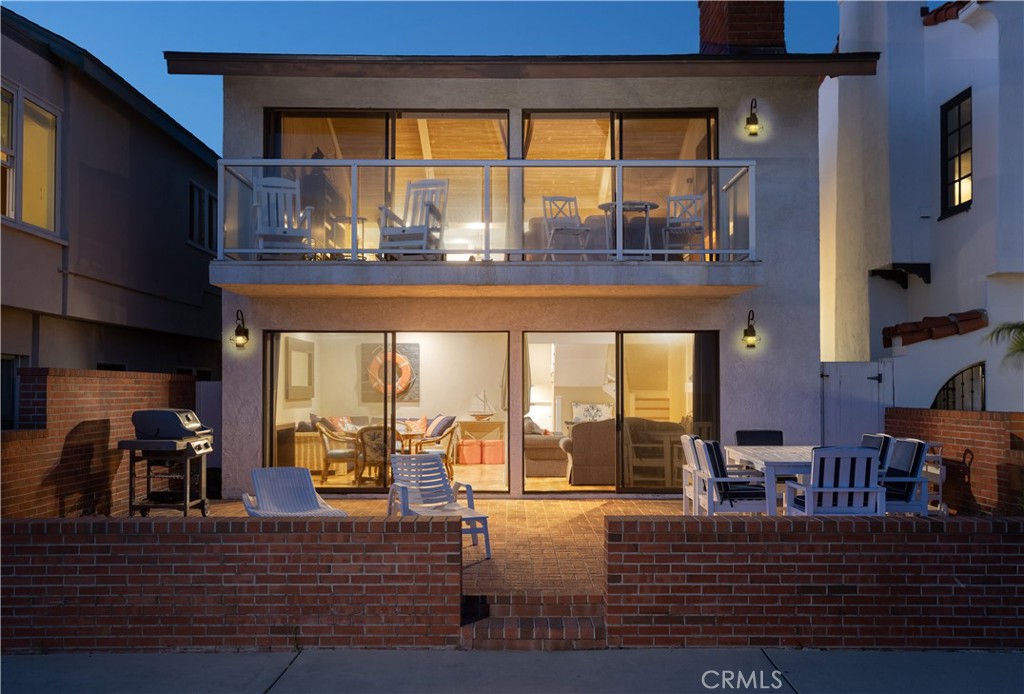1303 E Balboa Boulevard, Newport Beach CA 92661 - photo 26