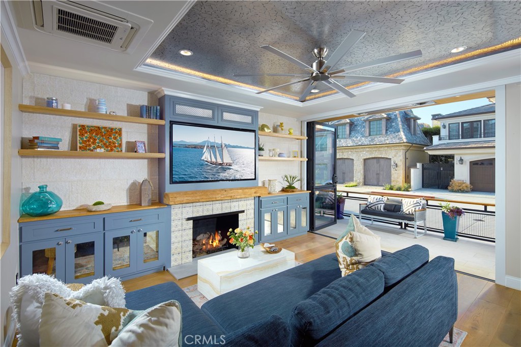 1311 W Bay Avenue, Newport Beach CA 92661 - photo 19