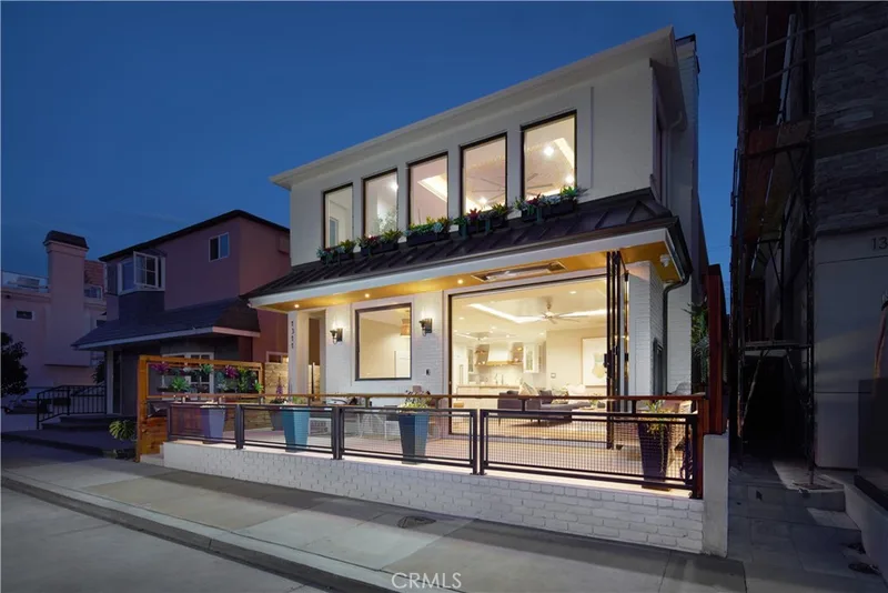 1311 W Bay Avenue, Newport Beach