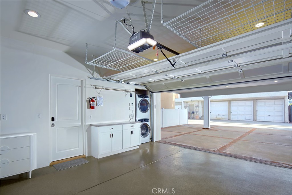 1311 W Bay Avenue, Newport Beach CA 92661 - photo 31