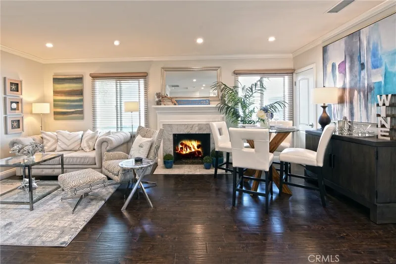 1319 Unit B W Bay Avenue B, Newport Beach, CA 92661